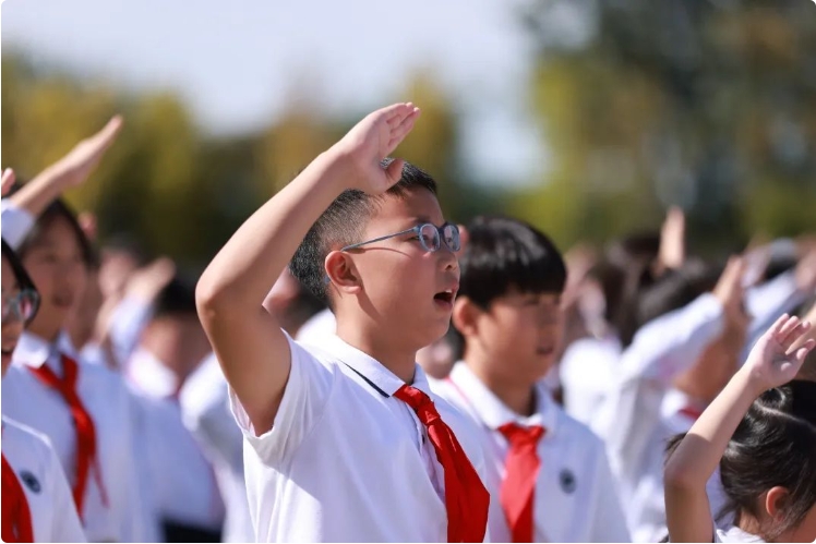 新学年，让我们拥抱真实的世界！